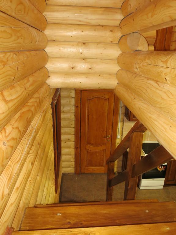 Cottage Goyra Yaremche Bilik gambar